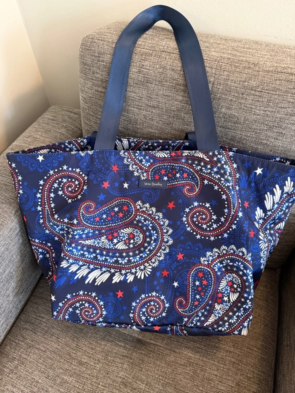 Vera Bradley Navy Paisley Star Tote with Red & White Accents - Picture 1 of 1